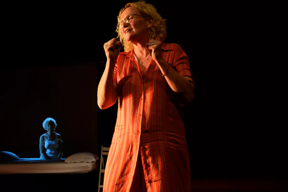 Minoux - Moeder mag niet dood